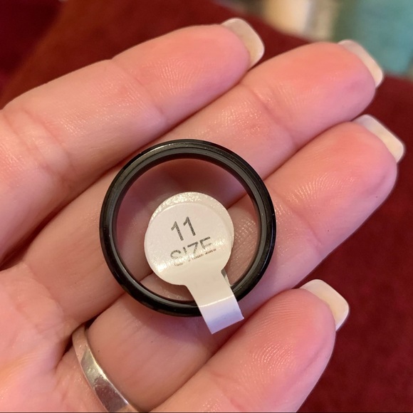 Stunning tungsten with green inlay! NWT - Picture 4 of 4